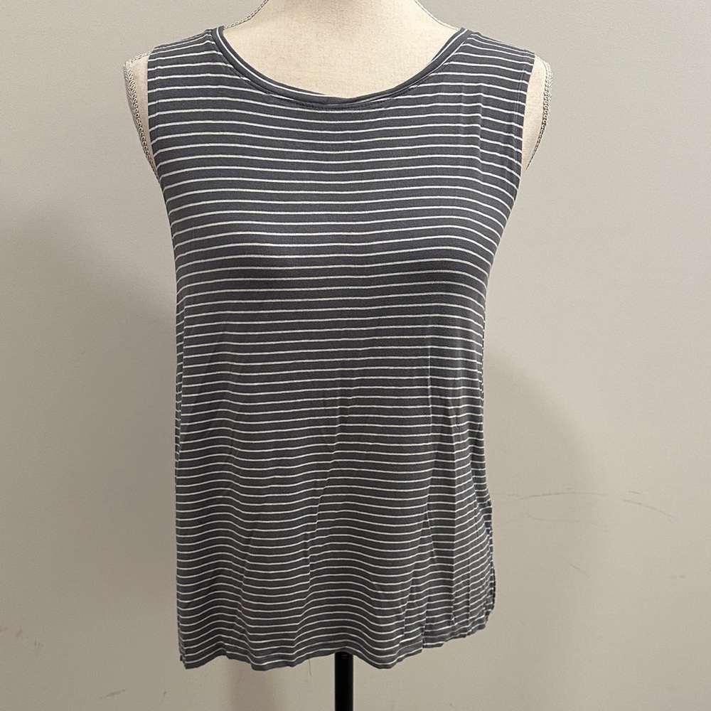 Old Navy Gray Striped Tank Top